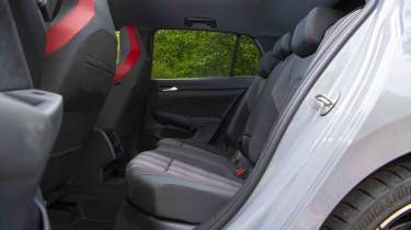 Задний ряд Volkswagen Golf GTI